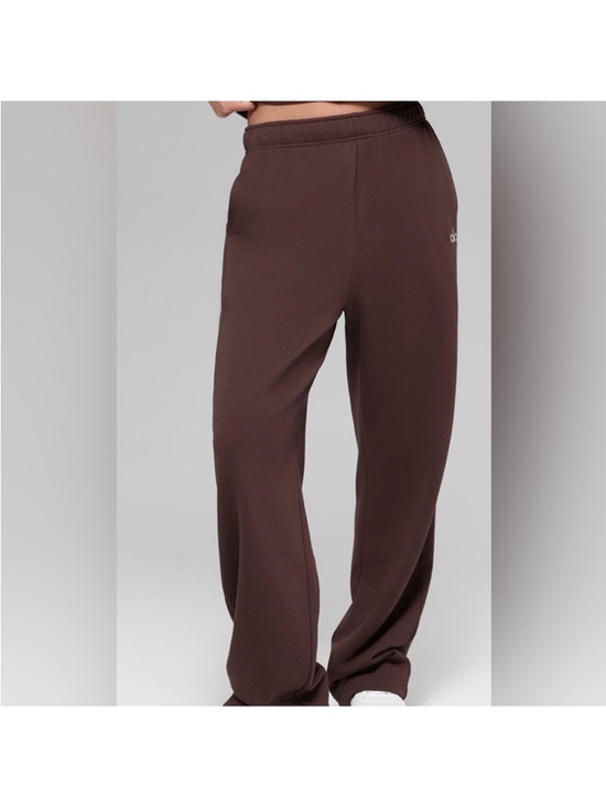ALO Yoga Pants - ALO Yoga Accolade Straight Leg Sweatpants Brown